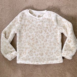 Girls size 7/8 Cat & Jack Cheetah Top